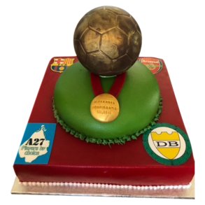KONFIRMATIONS KAGE - Fodbold og medalje