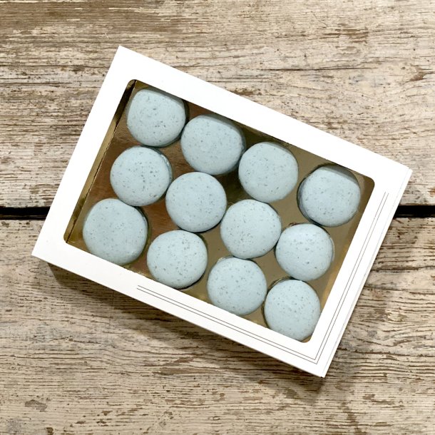 Box med 12 stk. Macarons - Lysebl/Pebermynte