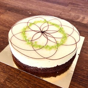 Passions mousse med chokoladekage til 5 pers.