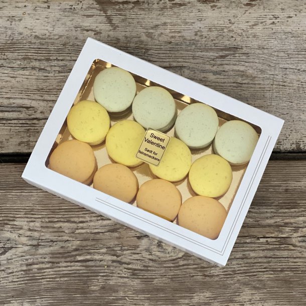 Box med 12 stk. Macarons i p�ske- og for�rsfarver 