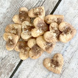 Kanelhjerter med kanelsukker og mandler, 2 ps. a' 100g