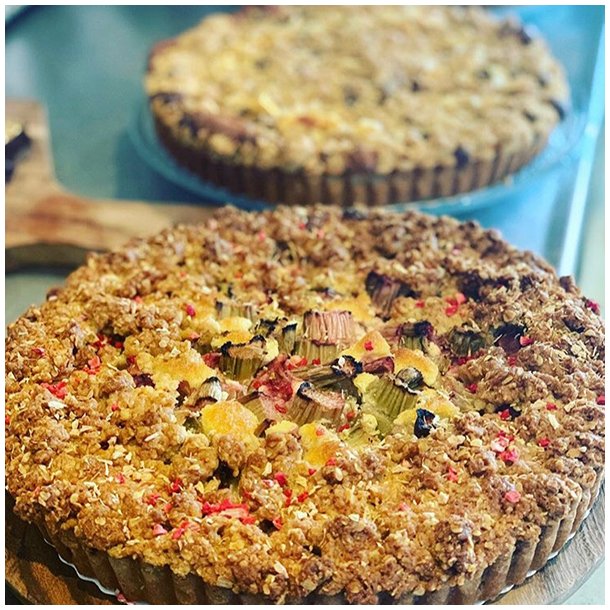 Rabarber crumble trte til 12 pers.