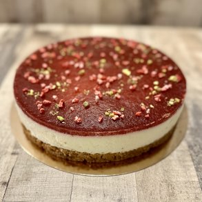 Cheesecake med jordbrgel og pistacie til 12 pers.
