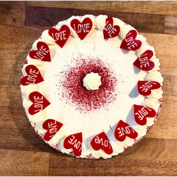 Valentines kage med rde hjerter til 12/14 pers.