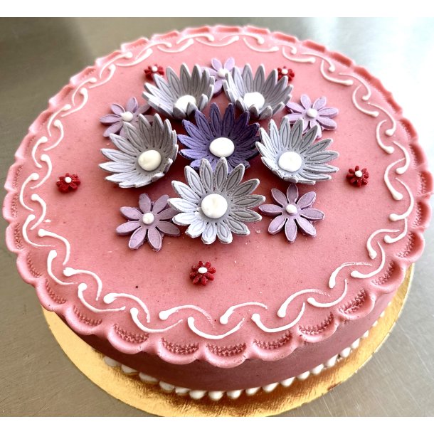 Festkage i rosa med marcipan blomster til 12 pers.